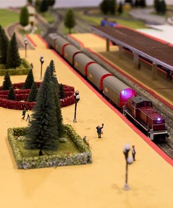 Expoziție de trenulețe și cursuri de modelism feroviar, la Palas Mall