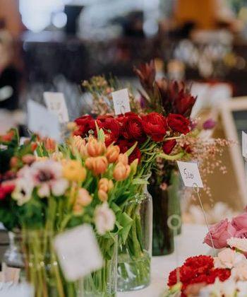 "Bowté – artă şi flori", beneficiar al "Go Local", program de susţinere a antreprenorilor locali, a inaugurat o florărie în Iulius Mall Suceava