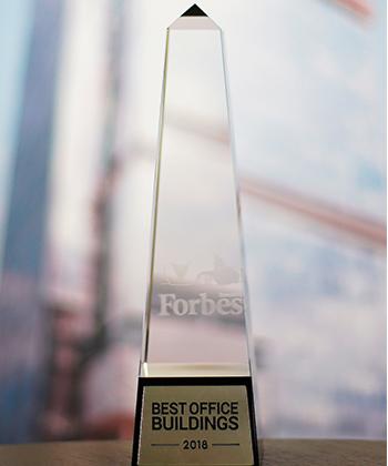 Compania Iulius a fost premiată pentru „Cea mai bună strategie” de dezvoltare la Fala Forbes Best Office Buildings 2018